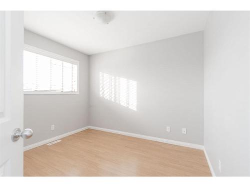 124 Fox Crescent, Fort Mcmurray, AB - Indoor Photo Showing Other Room