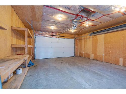 124 Fox Crescent, Fort Mcmurray, AB - Indoor Photo Showing Garage