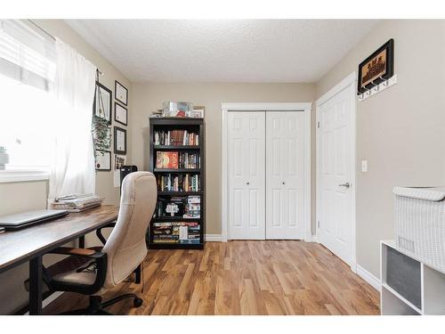 104 Swanson Crescent, Fort Mcmurray, AB - Indoor Photo Showing Office