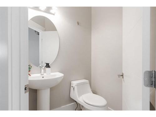 162 Athabasca Crescent, Fort Mcmurray, AB - Indoor Photo Showing Bathroom