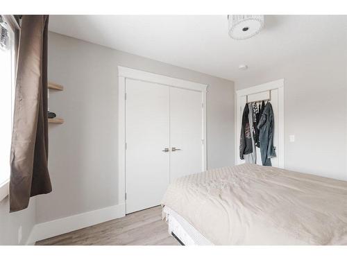 162 Athabasca Crescent, Fort Mcmurray, AB - Indoor Photo Showing Bedroom