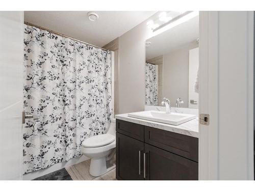 162 Athabasca Crescent, Fort Mcmurray, AB - Indoor Photo Showing Bathroom