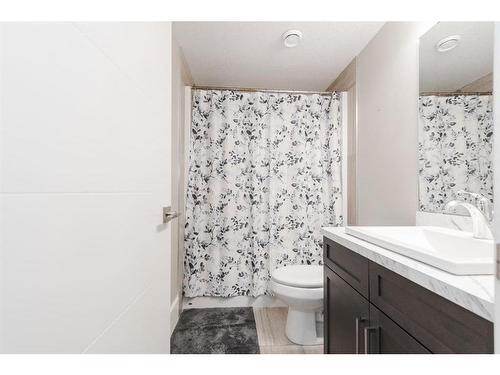 162 Athabasca Crescent, Fort Mcmurray, AB - Indoor Photo Showing Bathroom