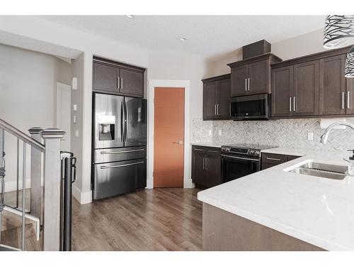 162 Athabasca Crescent, Fort Mcmurray, AB - Indoor Photo Showing Kitchen With Stainless Steel Kitchen With Double Sink With Upgraded Kitchen