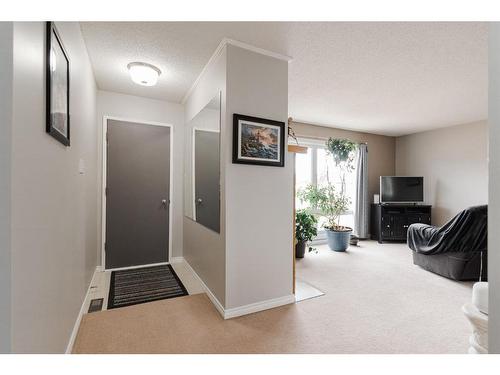 125 Silvertip Place, Fort Mcmurray, AB - Indoor