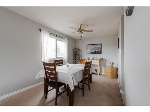 125 Silvertip Place, Fort Mcmurray, AB - Indoor Photo Showing Dining Room