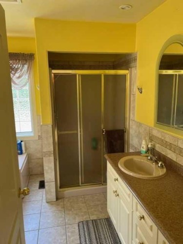 158 Poplar Drive Rr, Conklin, AB - Indoor Photo Showing Bathroom