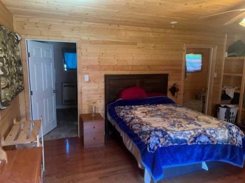 118 Poplar Drive Rr, Conklin, AB - Indoor Photo Showing Bedroom