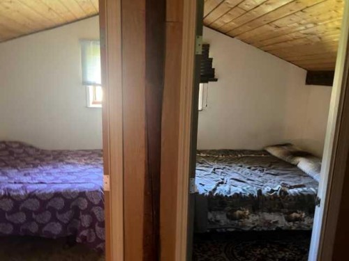 118 Poplar Drive Rr, Conklin, AB - Indoor Photo Showing Bedroom