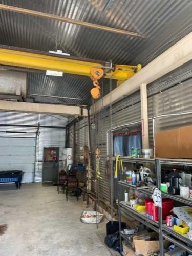 118 Poplar Drive Rr, Conklin, AB - Indoor Photo Showing Garage