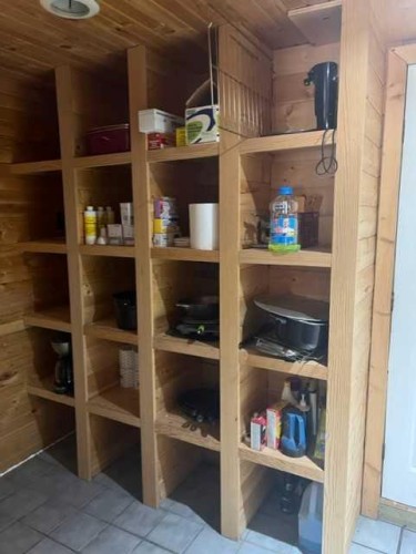 118 Poplar Drive Rr, Conklin, AB - Indoor Photo Showing Other Room