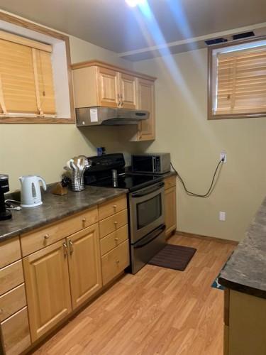 10016 102 Avenue, Lac La Biche, AB - Indoor Photo Showing Kitchen