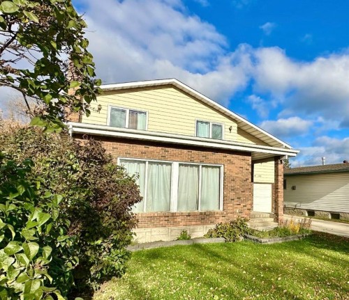 10016 102 Avenue, Lac La Biche, AB - Outdoor