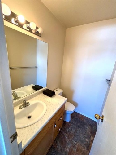 9104A 94 Ave, Lac La Biche, AB - Indoor Photo Showing Bathroom