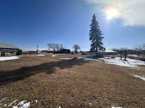 4902 50 Ave, Grassland, AB 