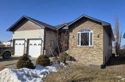 10022-96A Avenue  Plamondon, AB T0A 2T0