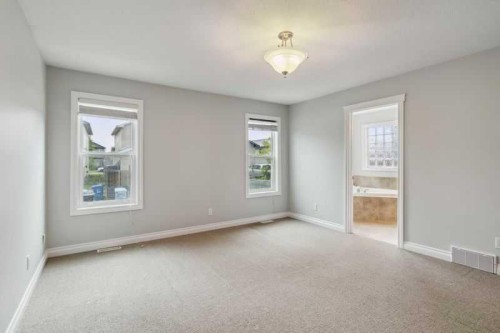 221 Ash Way, Fort Mcmurray, AB - Indoor Photo Showing Other Room