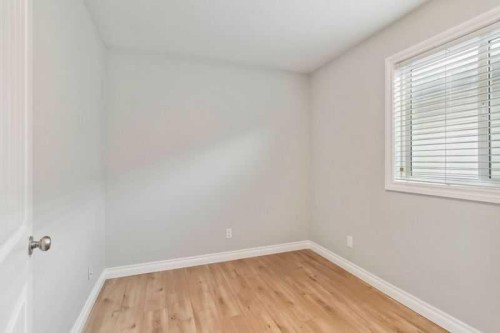 221 Ash Way, Fort Mcmurray, AB - Indoor Photo Showing Other Room
