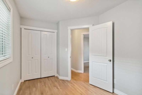 221 Ash Way, Fort Mcmurray, AB - Indoor Photo Showing Other Room