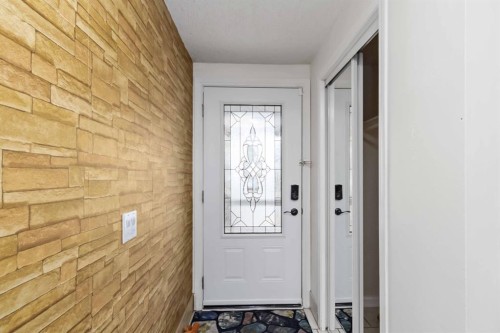 116 Wallace Place, Fort Mcmurray, AB - Indoor Photo Showing Other Room