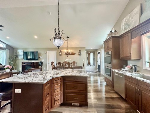 318 15156 Old Trail, Lac La Biche, AB - Indoor Photo Showing Kitchen With Upgraded Kitchen