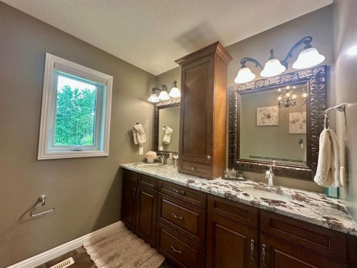 318 15156 Old Trail, Lac La Biche, AB - Indoor Photo Showing Bathroom