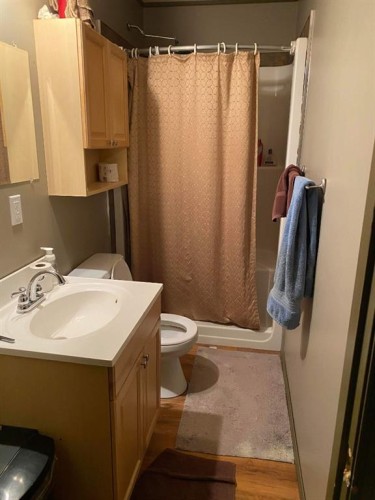 124 Singer Drive, Anzac, AB - Indoor Photo Showing Bathroom