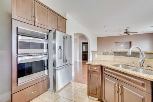 404 Killdeer Way, Fort Mcmurray, AB - Indoor Photo Showing Kitchen With Stainless Steel Kitchen With Double Sink