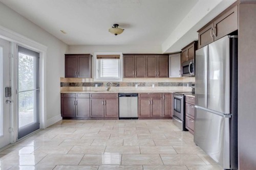 404 Killdeer Way, Fort Mcmurray, AB - Indoor Photo Showing Kitchen With Stainless Steel Kitchen