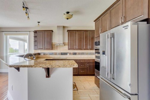 404 Killdeer Way, Fort Mcmurray, AB - Indoor Photo Showing Kitchen With Stainless Steel Kitchen With Upgraded Kitchen
