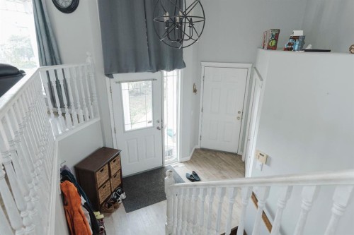 100 Laurier Place, Fort Mcmurray, AB - Indoor Photo Showing Other Room