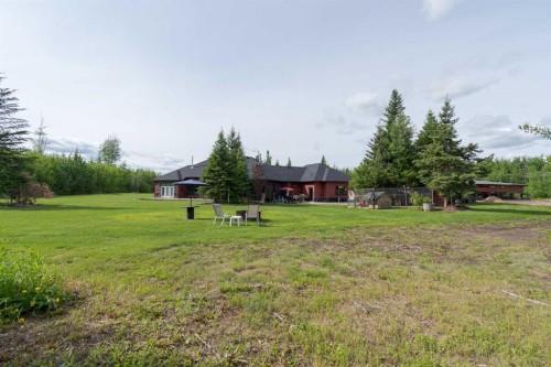 5747 Draper Road, Fort Mcmurray, AB - Outdoor