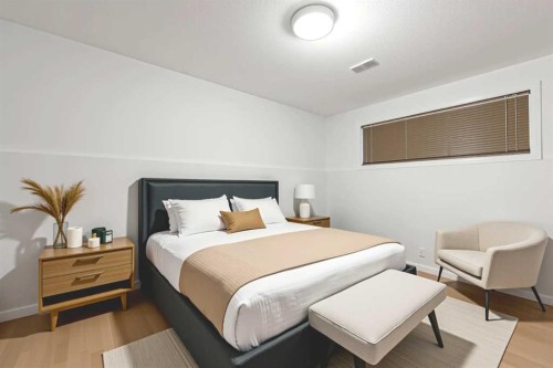 1053 Timberline Drive, Fort Mcmurray, AB - Indoor Photo Showing Bedroom