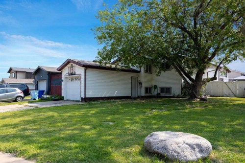 1053 Timberline Drive, Fort Mcmurray, AB - Outdoor