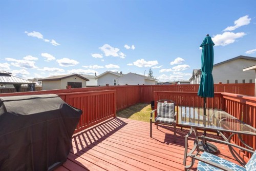 549 Walnut Crescent, Fort Mcmurray, AB - Outdoor With Deck Patio Veranda With Exterior