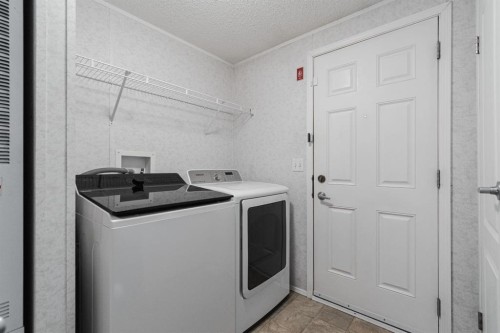 116 Balsam Way, Fort Mcmurray, AB - Indoor Photo Showing Laundry Room