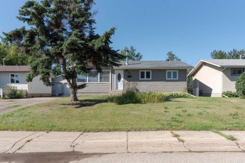 32 Moberly Crescent, Fort Mcmurray, AB - Outdoor