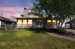 237 Ermine Crescent  Fort Mcmurray, AB T9H 4M7
