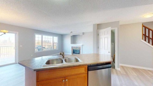 334 Grosbeak Way, Fort Mcmurray, AB - Indoor Photo Showing Kitchen With Double Sink
