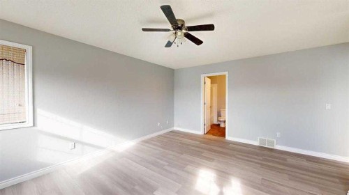 334 Grosbeak Way, Fort Mcmurray, AB - Indoor Photo Showing Other Room