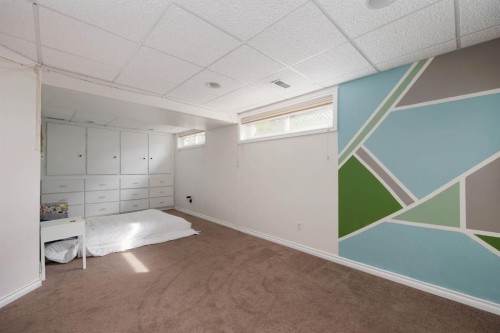 145 Dundas Road, Fort Mcmurray, AB - Indoor