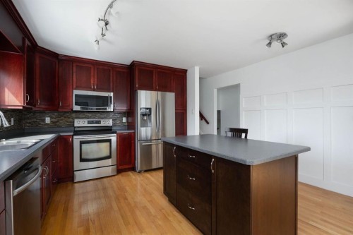 145 Dundas Road, Fort Mcmurray, AB - Indoor Photo Showing Kitchen With Stainless Steel Kitchen