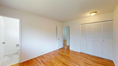 121 Beale Crescent, Fort Mcmurray, AB - Indoor Photo Showing Other Room