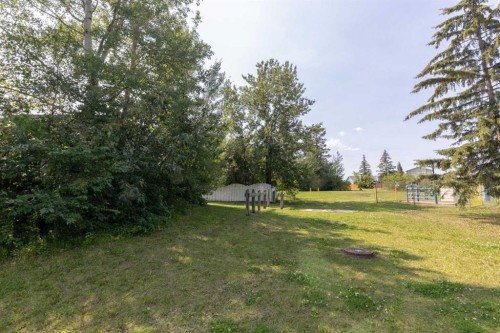 121 Beale Crescent, Fort Mcmurray, AB - Outdoor