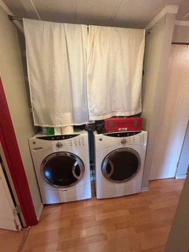 253-63303 867 Highway, Rural Lac La Biche County, AB - Indoor Photo Showing Laundry Room