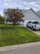 143 Breukel Crescent  Fort Mcmurray, AB T9K 1W8