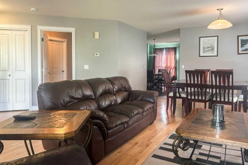 161 Trillium Road, Fort Mcmurray, AB - Indoor Photo Showing Living Room
