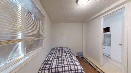 301 Grenfell Crescent, Fort Mcmurray, AB - Indoor Photo Showing Bedroom