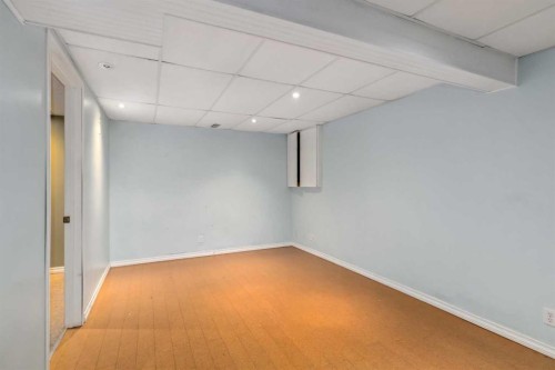 170 Windsor Drive, Fort Mcmurray, AB - Indoor Photo Showing Other Room