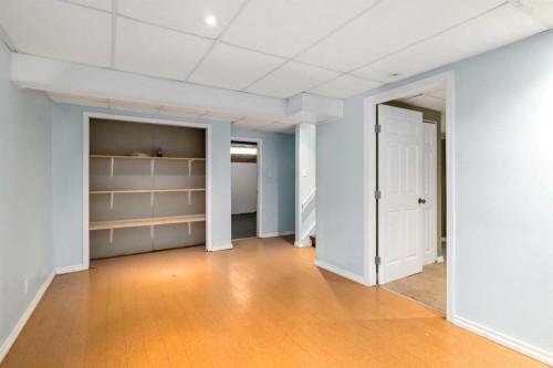 170 Windsor Drive, Fort Mcmurray, AB - Indoor Photo Showing Other Room